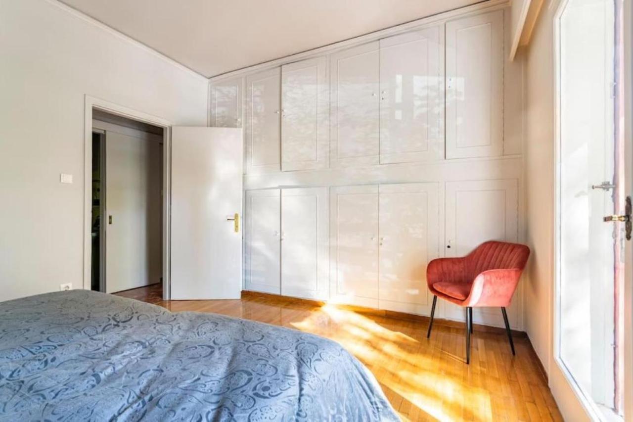 Spacious Renovated Flat In The Athens Riviera Eksteriør bilde
