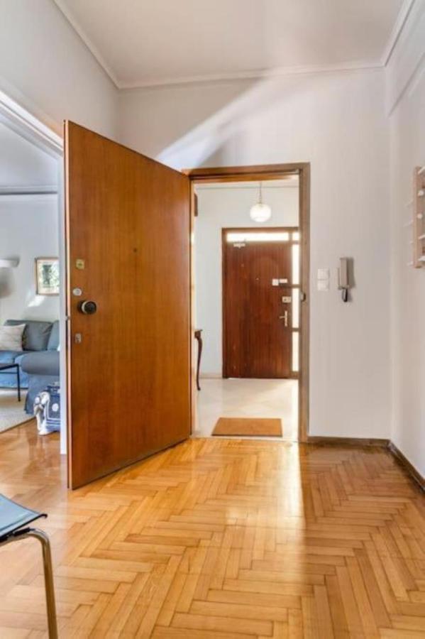 Spacious Renovated Flat In The Athens Riviera Eksteriør bilde