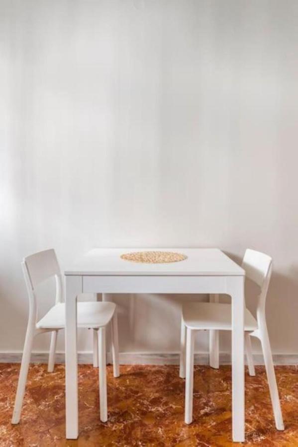 Spacious Renovated Flat In The Athens Riviera Eksteriør bilde