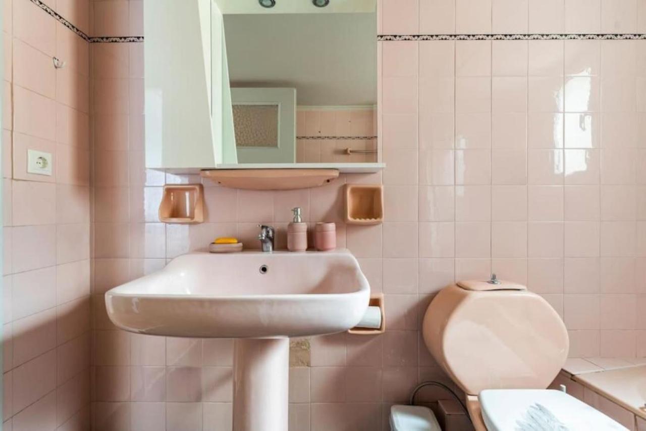 Spacious Renovated Flat In The Athens Riviera Eksteriør bilde